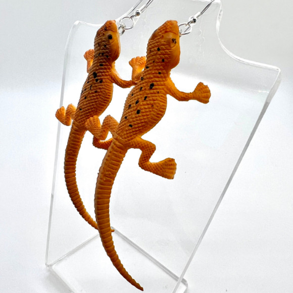 Orange Lizard Earrings - Animal Earrings - Bearded Dragon Earrings - Serpents - Picture 2 of 9